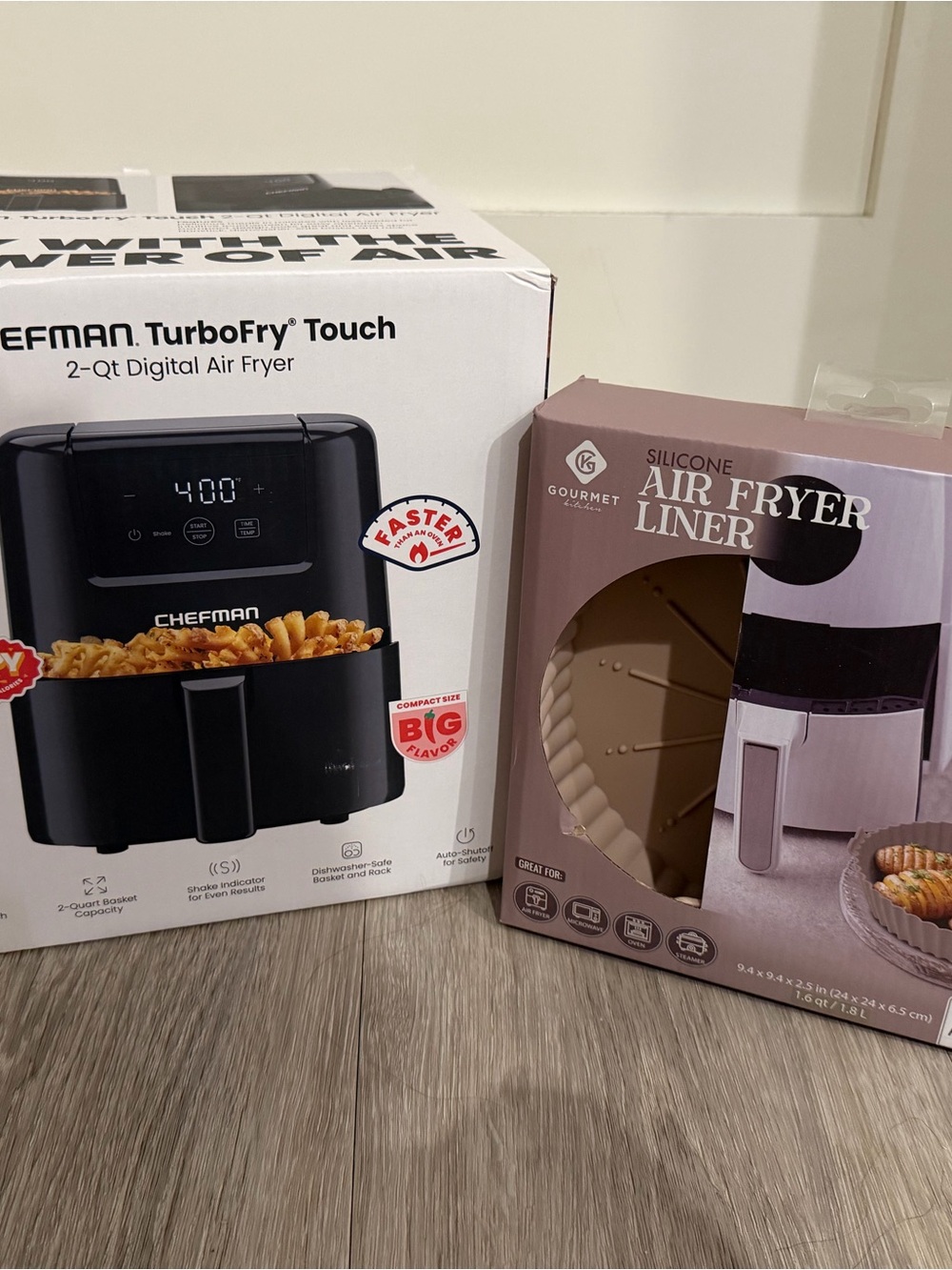 CHEFMAN 2 Qt Mini Air Fryer (+ 2-piece Air Fryer Liner)